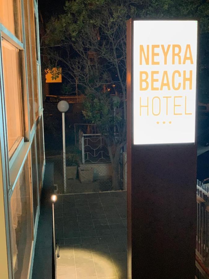 Hotel Neyra Beach ริมินี ภายนอก รูปภาพ
